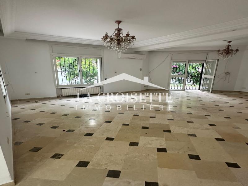 Villa S+3 à La Soukra
